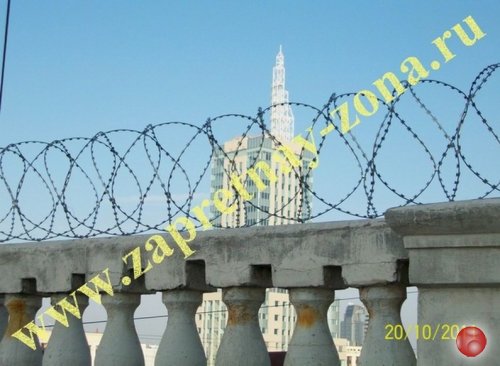 Мoнтаж колючей проволоки Егоза в Санкт-Петербурге