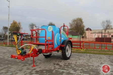 Прицепные опрыскиватели