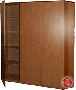 Собственного производства стулья и столы на металлокаркасе